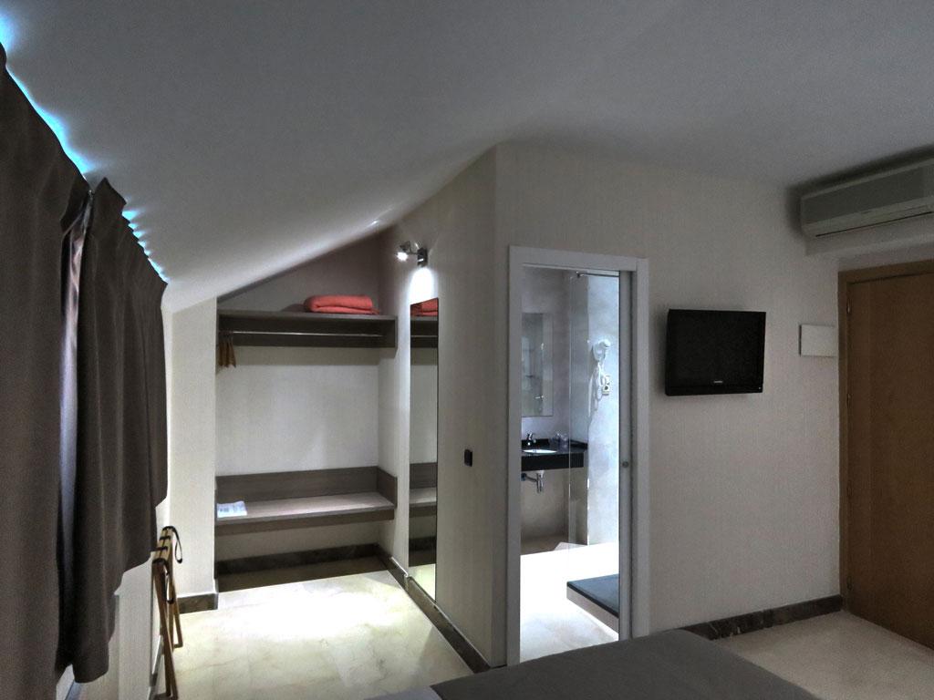 Hotel Ciudad De Fuenlabrada Bagian luar foto