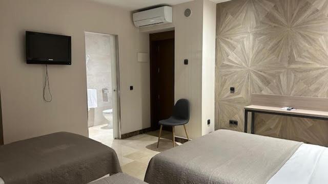 Hotel Ciudad De Fuenlabrada Bagian luar foto