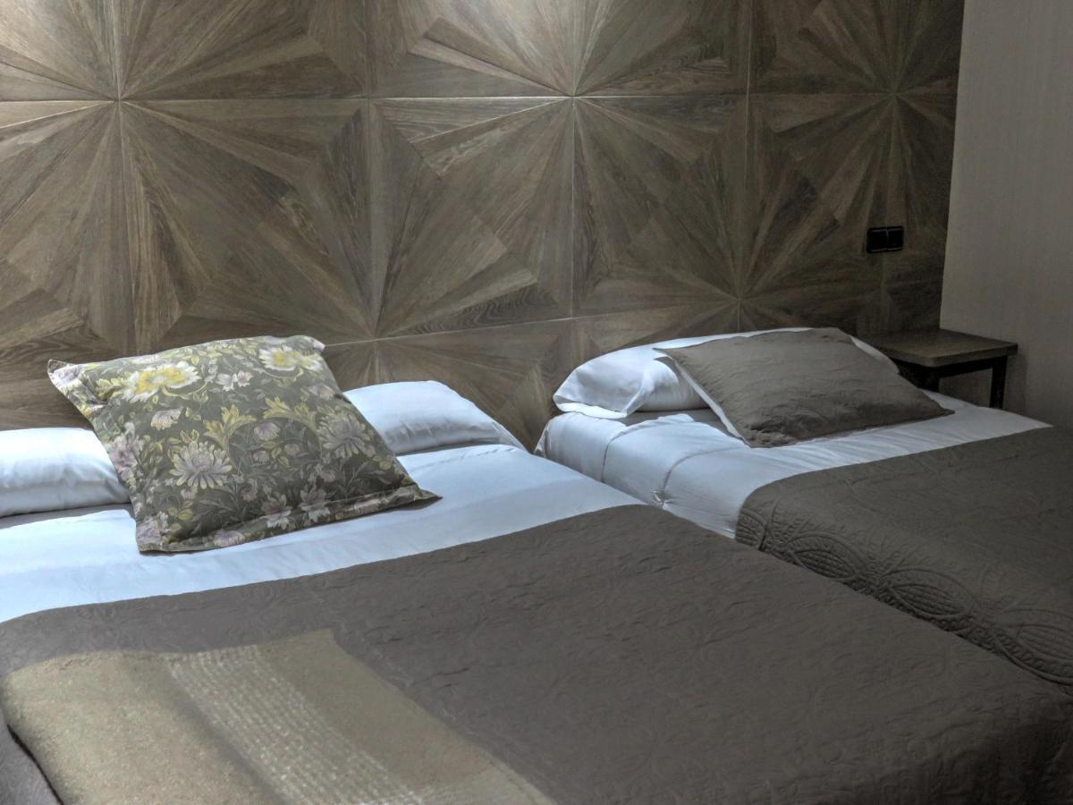 Hotel Ciudad De Fuenlabrada Bagian luar foto