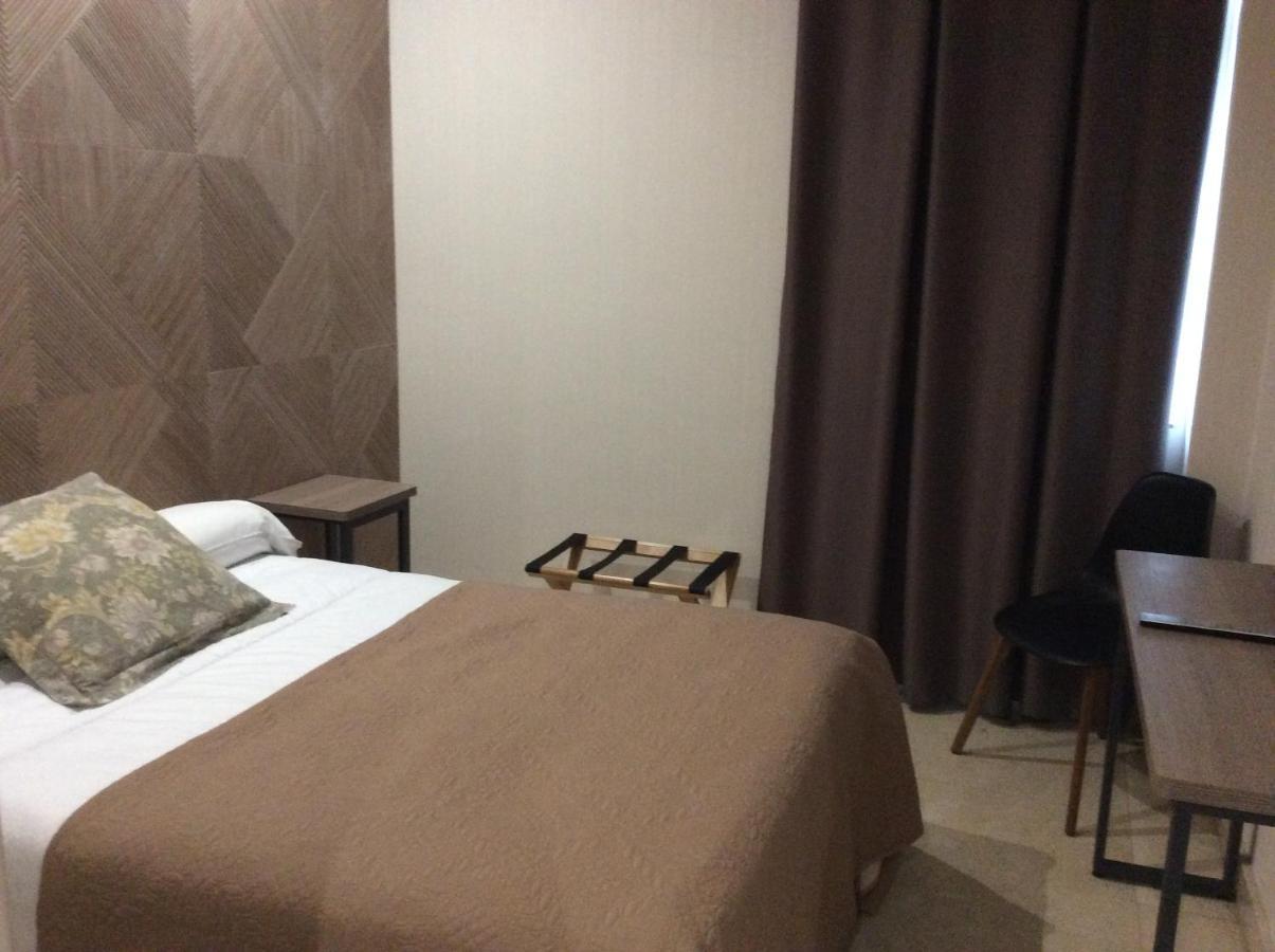 Hotel Ciudad De Fuenlabrada Bagian luar foto